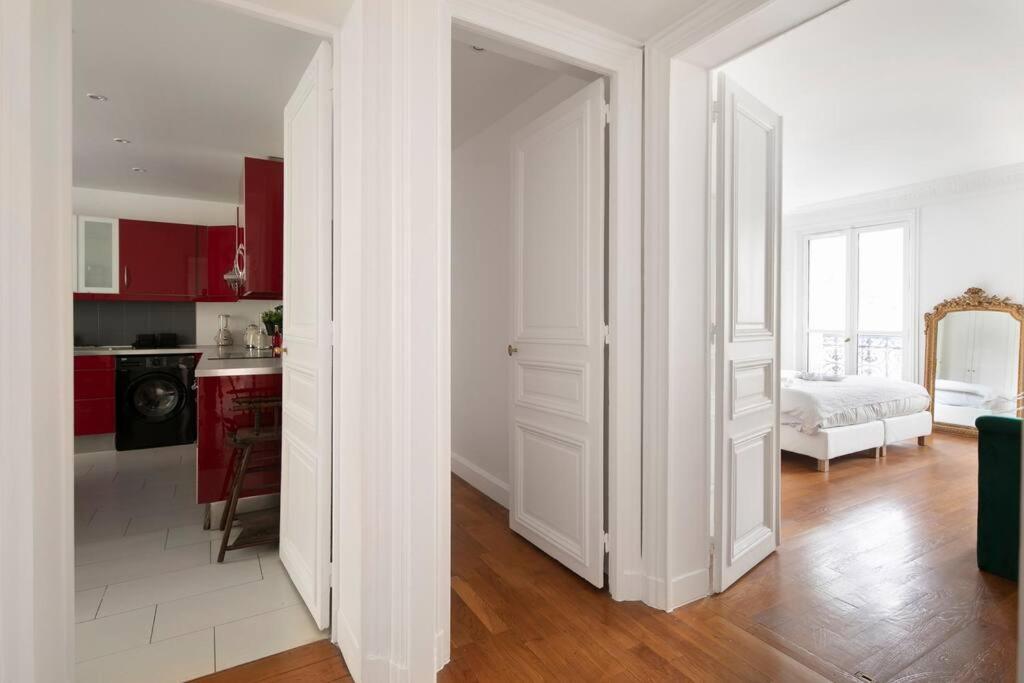 Appartement Sweet Luxury Arc The Triomphe Near Champs Elysees And Palais Des Congres 8 Ppl Parijs
